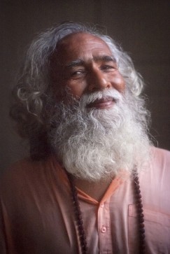 Swami Shantanand Saraswati 